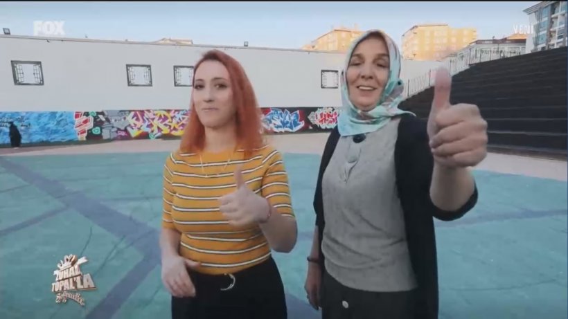 01 Ocak Zuhal Topal'la Sofrada