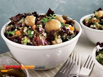 KUSKUSLU KESTANE SALATASI