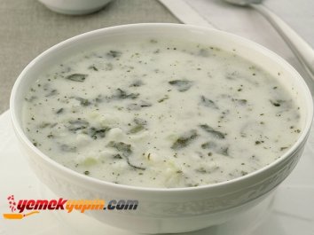 Terbiyeli Isırganotu Çorbası