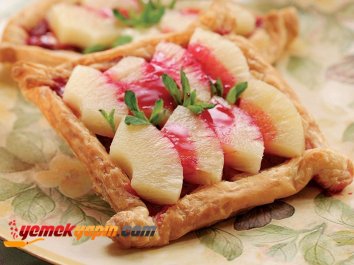 MİLFÖYLÜ ANANAS SEPETİ