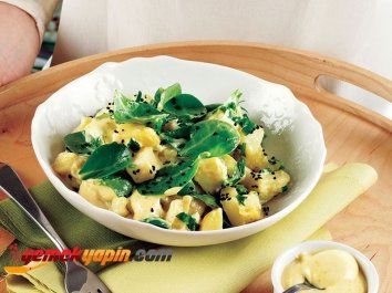 Körili Ve Patatesli Semizotu Salatası