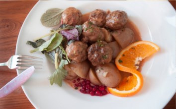 Ustasından  gravy sos ile İsveç köfte tarifi
