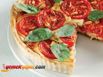 DOMATESLİ TART