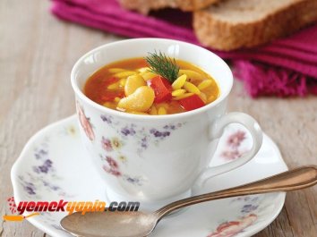 Fasulyeli Ve Zerdaçallı Arpa Şehriye Çorbası