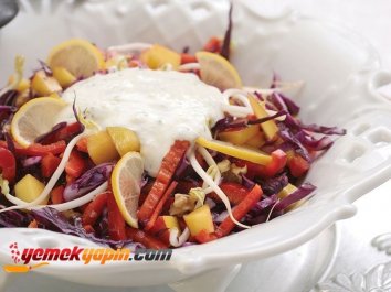 Peynir Soslu Kış Salatası