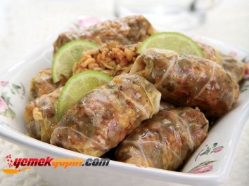 MERCİMEKLİ LAHANA SARMA