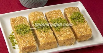 Bal Helvası