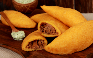 En pratik çiğ börek tarifi ve püf noktaları