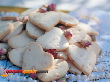 Lokumlu ve Güllü Kurabiye