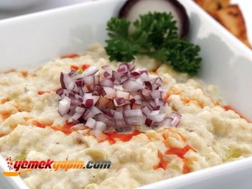 Melitzano Salatası