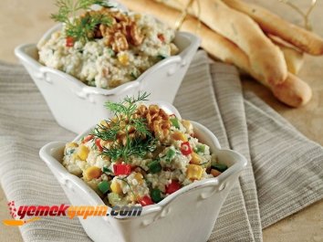 Yoğurtlu Bulgur Salatası