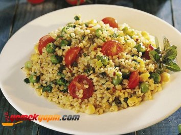Sebzeli Bulgur Pilavı