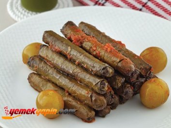ERİKLİ YAPRAK SARMA