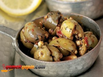 Zeytin Salatası