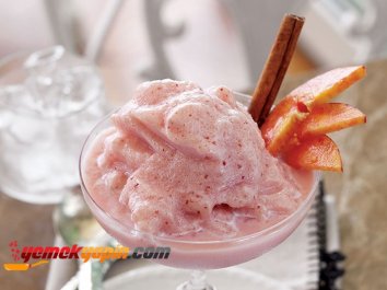 Şeftalili Smoothie