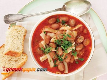 Paklalı Lakşa Çorbası