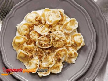 Ceviz Soslu Üç Peynirli Tortellini