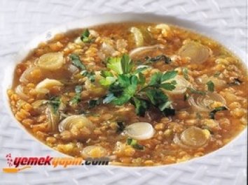 Kırmızı Mercimekli Pırasa Çorbası
