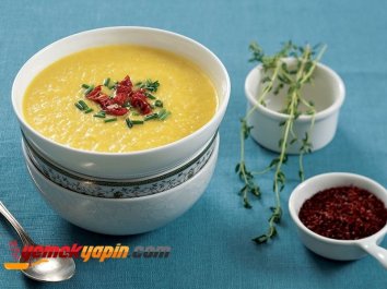 Zencefilli Pırasalı Havuç Çorbası