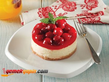 VİŞNELİ CHEESECAKE