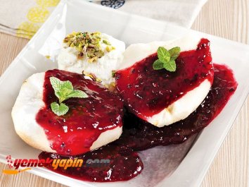 BÖĞÜRTLEN SOSLU ARMUT