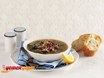 Pazılı Ve Limonlu Mercimek Çorbası