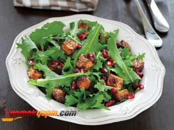 Balkabaklı Roka Salatası