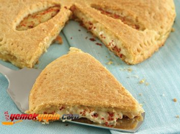 KÖZLEME USULÜ PATLICANLI BÖREK