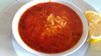 Arpa Şehriye Çorbası