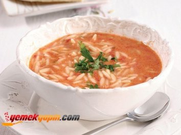 Terbiyeli Şehriye Çorbası