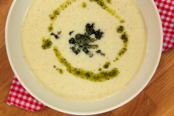 Tavuklu Lebeniye Çorbası