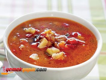 Soya Soslu Sebze Çorbası