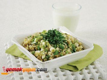 Mercimekli Buğday Salatası