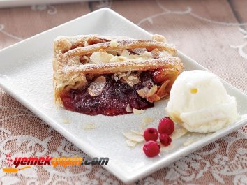ERİK REÇELLİ TART