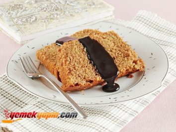ÇİKOLATALI VE KABAKLI KEK