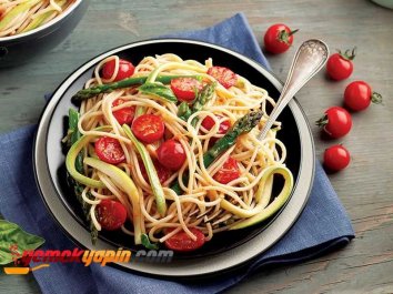 Renkli Spagetti