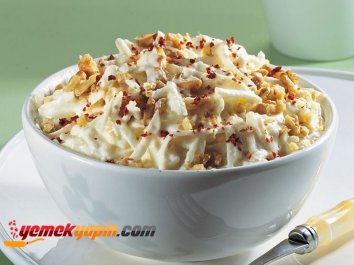 Ekşi Elmalı Kereviz Salatası