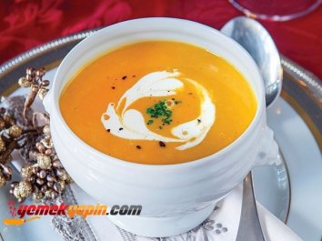 Fırınlanmış Balkabağı Çorbası