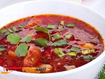 Sebzeli Kırmızı Pancar Çorbası