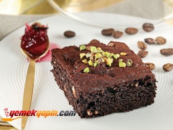 KAHVELİ VE FINDIKLI BROWNİE