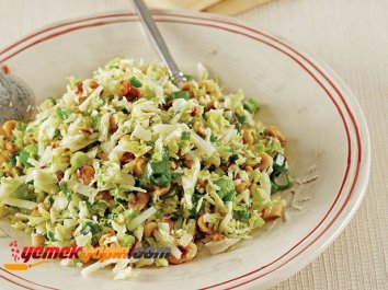 Brüksel Lahana Salatası