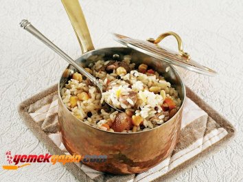 Mevlevi Pilavı (Hassaten Lokma)