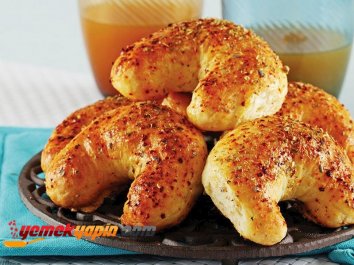 LABNE PEYNİRLİ ÇÖREK