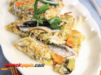 HAMSİLİ VE SEBZELİ OMLET