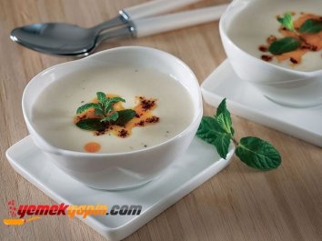 Sarımsak Çorbası