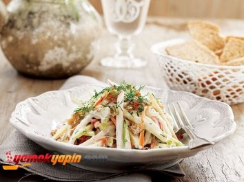 Elma Salatası