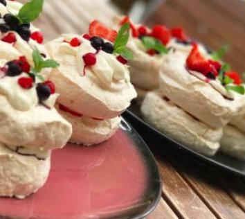 Mini Pavlova