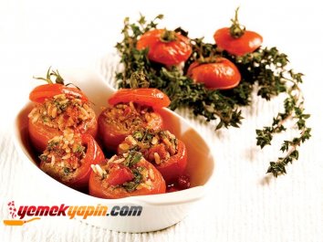Kıymalı Domates Dolması