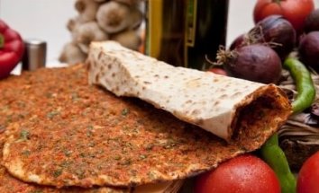 Antep Usulü Lahmacun