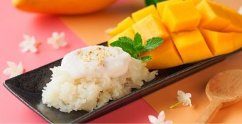 Asya Mutfağının En Sevilen Tatlısı Mango Sticky Rice Nasıl Yapılır?
